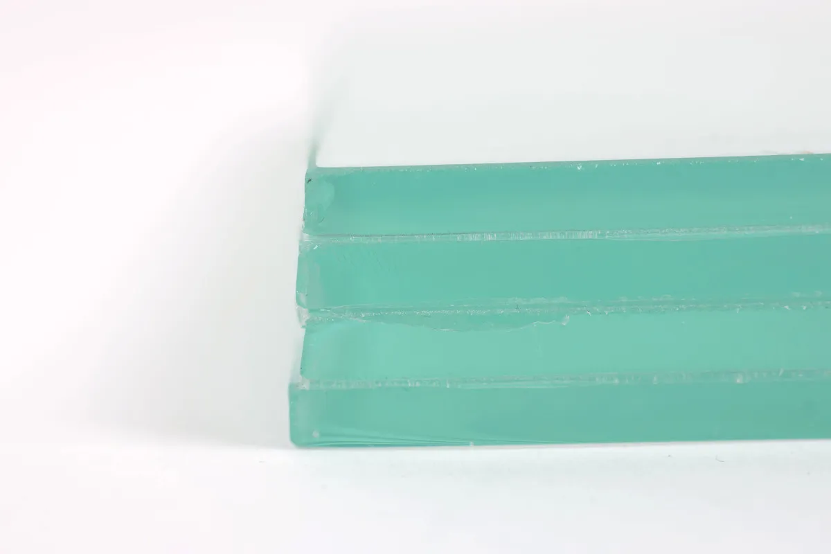 LAMINATED GLASS