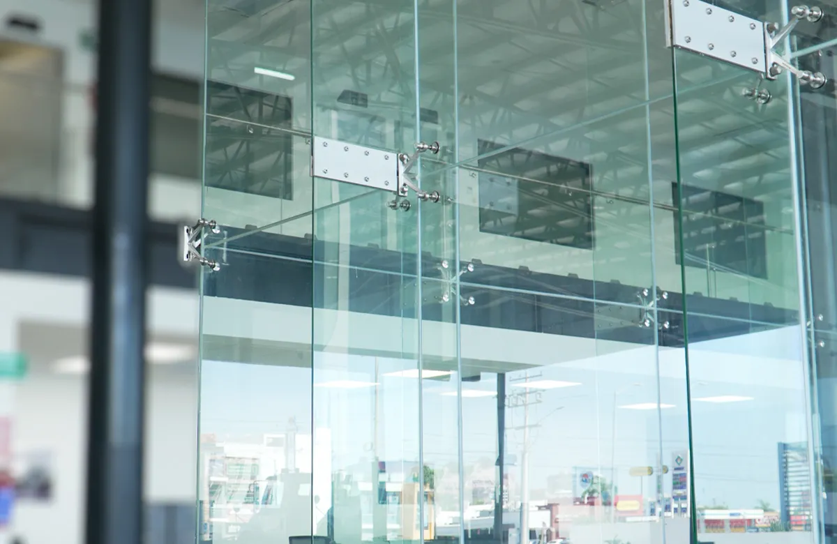 TEMPERED GLASS